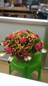 BOUQUETS (10)