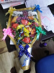 BOUQUETS (18)