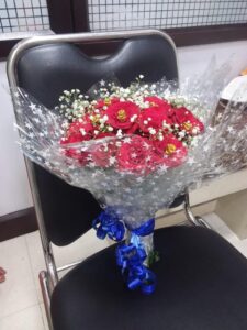 BOUQUETS (24)