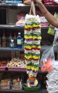 GARLAND (3)