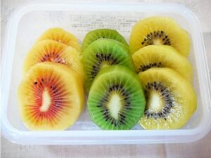 Kiwi (2)