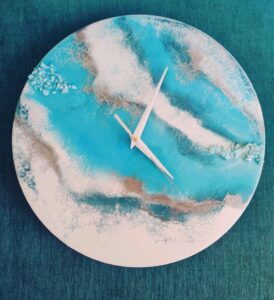 Resin Clocks (9)