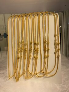 Chains (13)