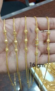 Chains (24)