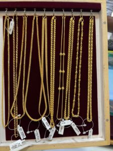 Chains (6)