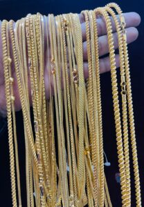 Chains (9)