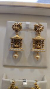 Earrings (1)
