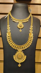 Necklaces (10)