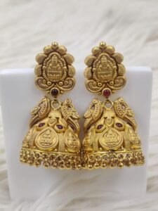Stud Drops (12)