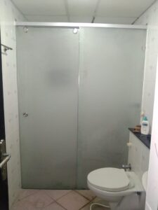 Prostate glass shower partitions sliding door and fixed with SS fitting