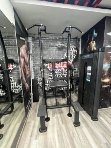 Assisted pull ups & dips